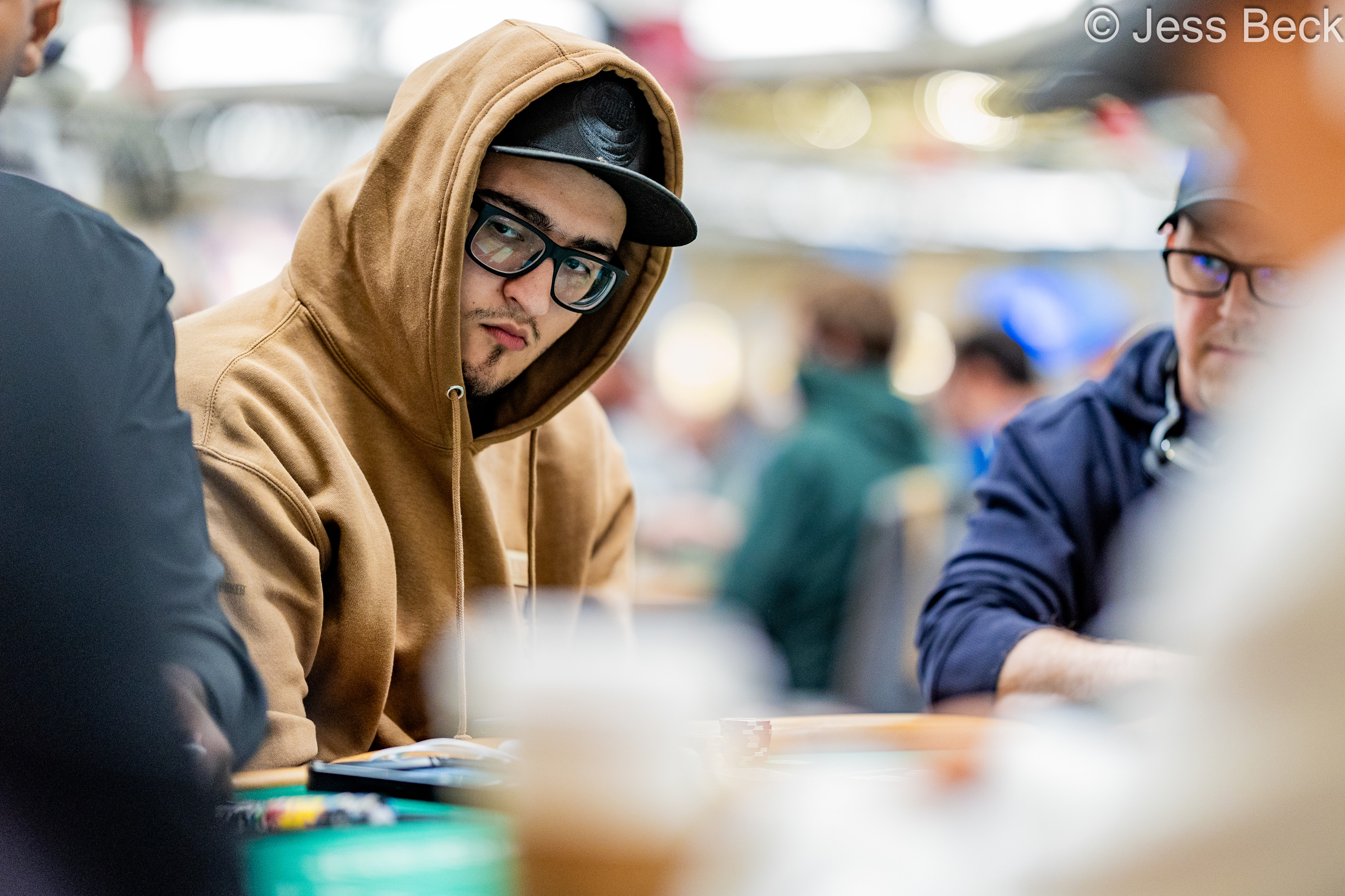 AG百家乐官网 - 世锦赛新星闪耀！保罗·米兹拉奇在WSOP主赛事中斩获巨额筹码 - AG百家乐